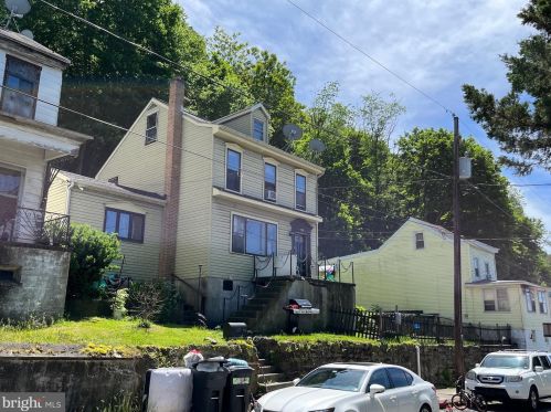 332 Savory St, Primrose, PA 17901-3944