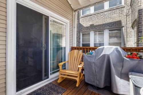 4047 Drake Ave, Chicago IL 60659-3207 exterior