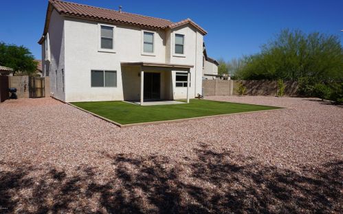 27413 25th Dr, Phoenix AZ  85085-4722 exterior