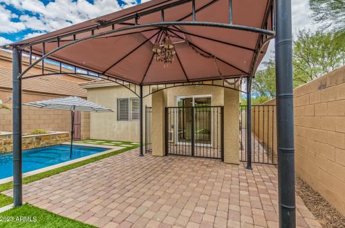 21844 40th Pl, Phoenix AZ  85050-7225 exterior