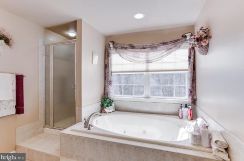 1309 Duchess Ln, Huntingtown MD 20639-2337 exterior