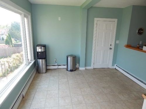 25 Lawrence St, Taunton, MA 02780-1765