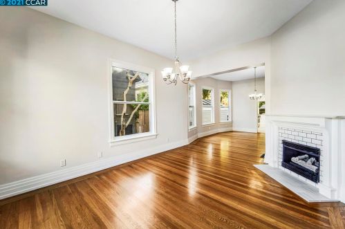 2584 Martin Luther King Jr Way, Berkeley CA 94704-2618 exterior