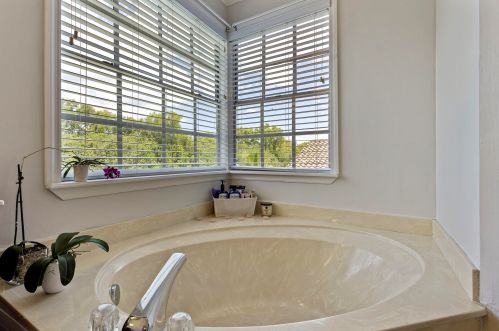 8574 Tourmaline Blvd, Boynton Beach FL 33472-2418 exterior