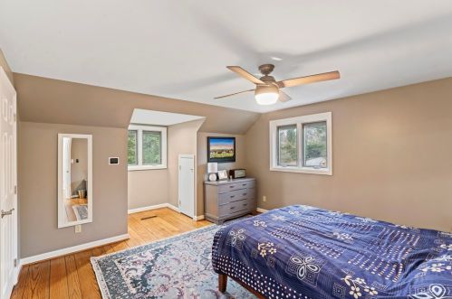 200 Guyasuta Rd, Pittsburgh PA  15215-1519 exterior