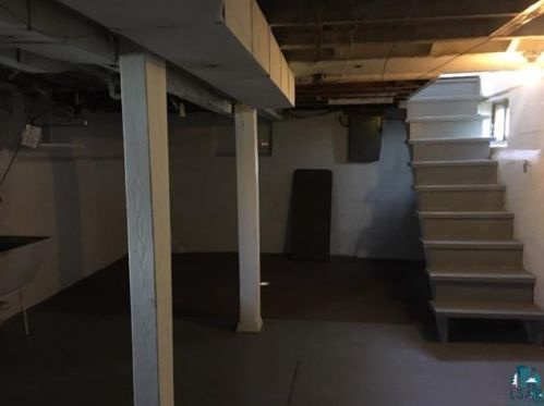 5222 Avondale St, Duluth MN 55804-1313 exterior