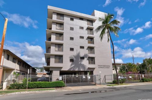 1820 Waiola St, Honolulu HI  96826-2629 exterior