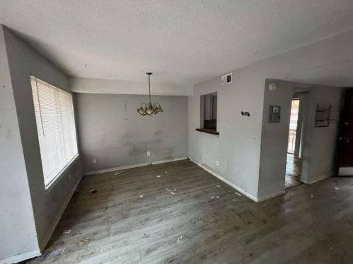 5806 Par 4 Ct, Lithonia GA 30038-1808 exterior