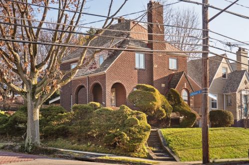 3918 California Ave, Pittsburgh, PA 15212-1611