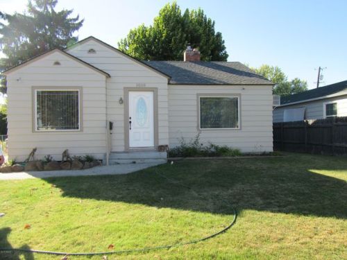 1010 29 Ave, Yakima WA  98902-4901 exterior