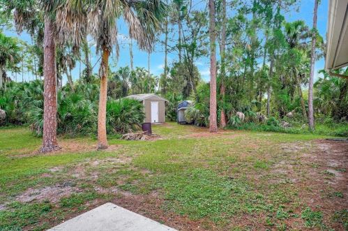 130 20 St, Naples FL 34117-9410 exterior