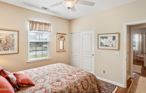 18 Wandering Daisy Dr, Bluffton SC 29909-6166 exterior