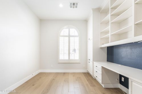 23217 39th Ter, Phoenix AZ  85050-5412 exterior