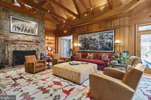 3005 45th St, Washington DC 20016-3528 exterior