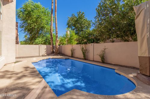 3225 Ashurst Dr, Phoenix AZ 85048-0147 exterior