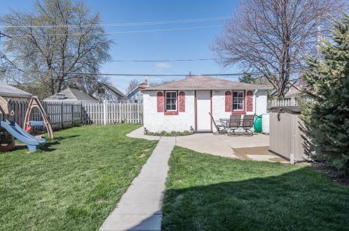 2157 67th Pl, Milwaukee WI 53219-1308 exterior