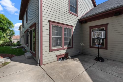 3811 Centennial Cir, Milwaukee WI  53221-5746 exterior