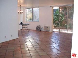 514 Harvard Blvd, Los Angeles CA  90004-1907 exterior