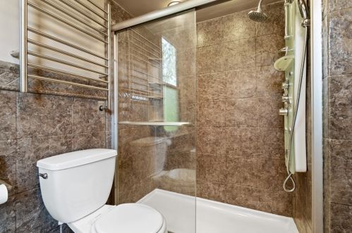 663 Frst Ave, Pittsburgh PA 15202-2925 exterior