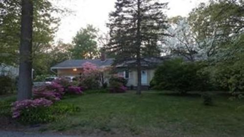 50 Yarmouth St, Springfield, MA 01106-3225