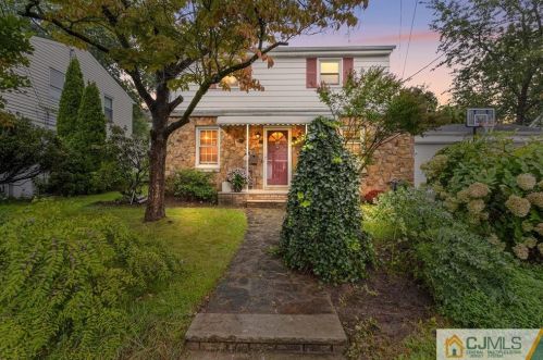 48 Newman St, Metuchen, NJ 08840-2327