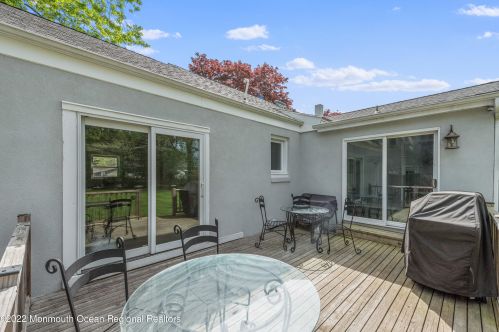 246 Eastham Rd, Point Pleasant Beach NJ 08742-2010 exterior