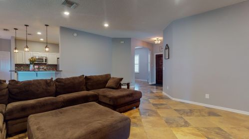 2081 Burlington St, Fort Pierce FL  34984-4350 exterior