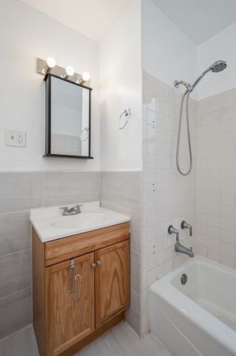 6707 Peoria St, Chicago IL  60621-1821 exterior