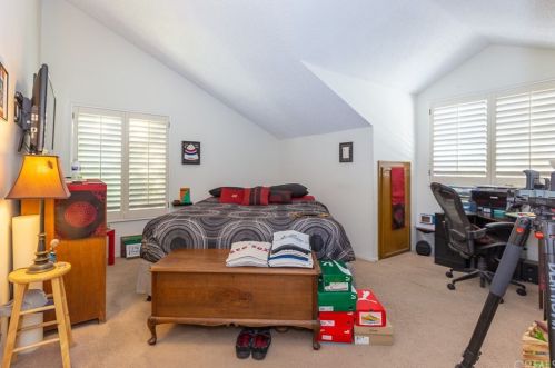 1042 Walnut St, Tustin CA 92780-4642 exterior