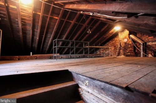 223 Washington St, Huntingdon PA 16652-1525 exterior