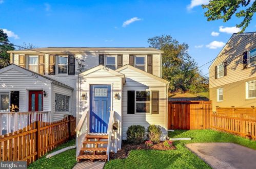 2720 Jefferson Dr, Alexandria, VA 22303-1333