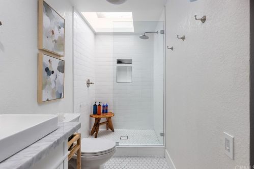 12628 Newport Ave, Tustin CA 92780-2774 exterior