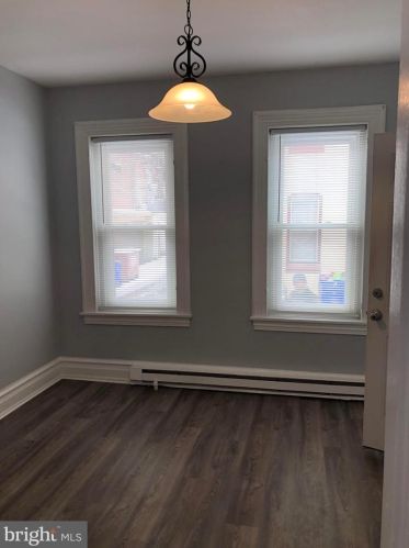 18 Penn St, Pottstown PA  19464-5566 exterior