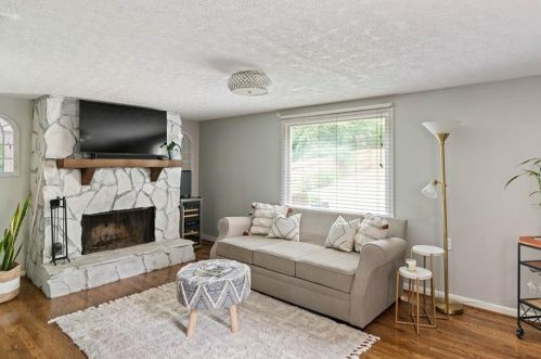 2972 Appling Cir, Atlanta GA 30341-3908 exterior