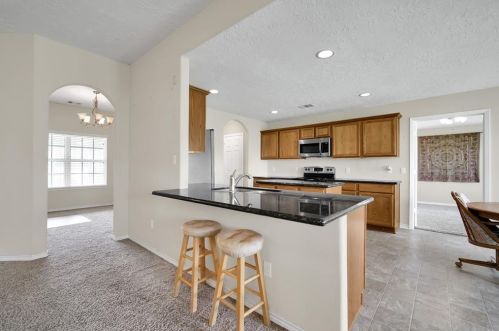 327 Cpe Conroe Dr, Montgomery TX 77356-5718 exterior