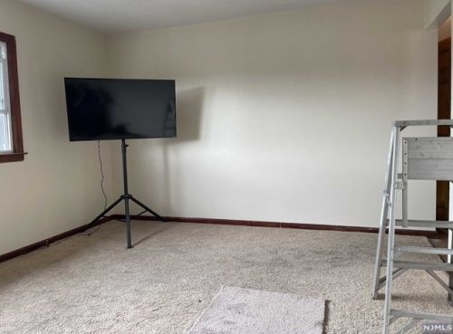 172 Uhland St, East Rutherford NJ  07073-1728 exterior