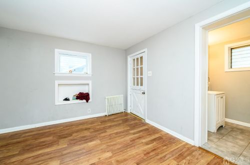 15 Douglas St, Perth Amboy NJ  08863-2205 exterior