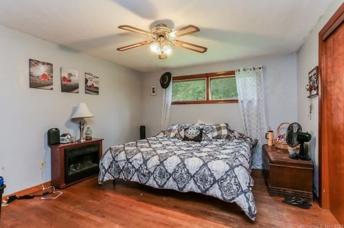 195 Mtn Rd, Torrington CT 06790-2708 exterior