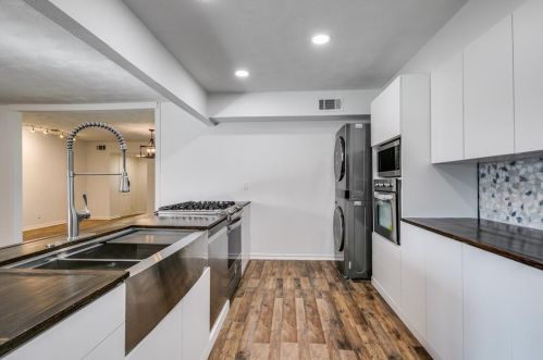 9930 Cloister Dr, Dallas TX 75228-3617 exterior