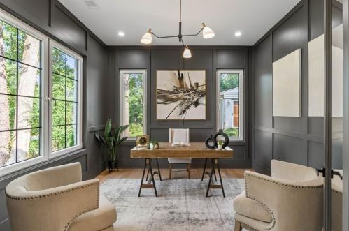 3918 Flowerland Dr, Atlanta GA  30319-1806 exterior