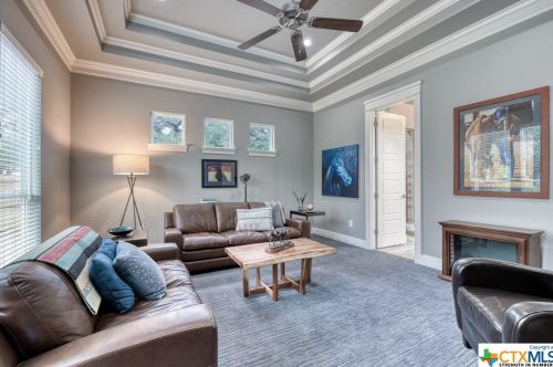 1044 Pegasus Dr, Spring Branch TX 78070 exterior