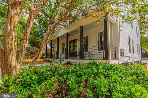 907 Gilbert Rd, Rockville MD  20851-1315 exterior