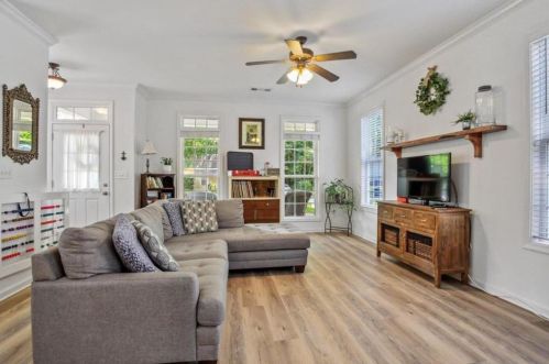 1888 Mallard St, Atlanta GA 30318-2724 exterior