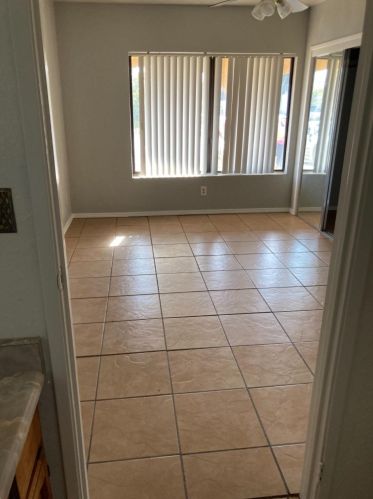 1241 East Ave, Turlock CA 95380-4209 exterior