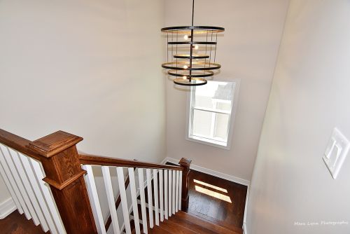 385 Berkley Ave, Elmhurst IL 60126-3167 exterior