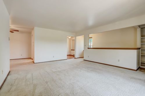 4585 Greenridge Cir, Milwaukee WI  53220-3380 exterior