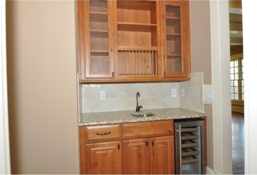 2612 Canterbury Trl, Atlanta GA  30324-2888 exterior