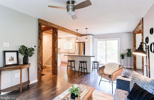 2325 Raleigh Dr, Lancaster PA 17601-2980 exterior