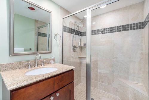 225 Abington Dr, Atlanta GA 30328-1203 exterior