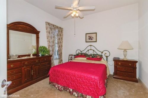 4328 Montalvo Ct, Naples FL 34109-1375 exterior